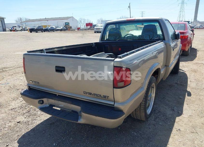 Photo 4 of 2001 Chevrolet S-10 LS (VIN 1GCCS14501K114427)