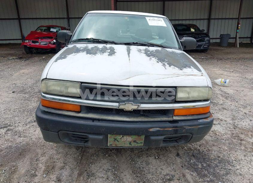 Photo 11 of 2001 Chevrolet S-10 (VIN 1GCCS145118228840)