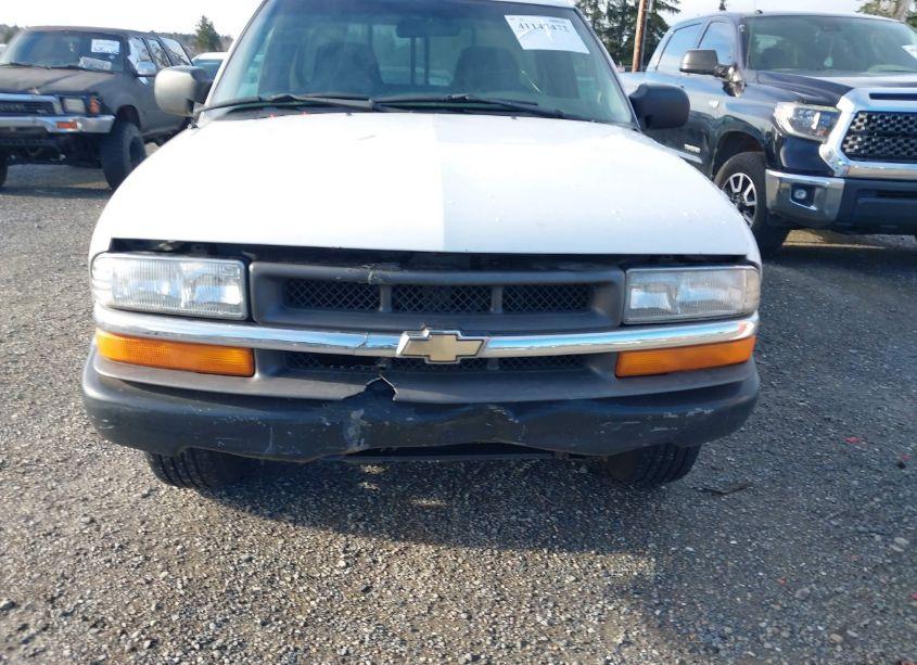 Photo 6 of 2002 Chevrolet S-10 (VIN 1GCCS145128203499)