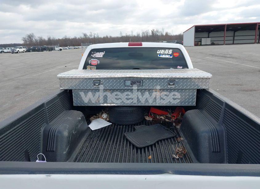 Photo 8 of 2002 Chevrolet S-10 (VIN 1GCCS145128263847)