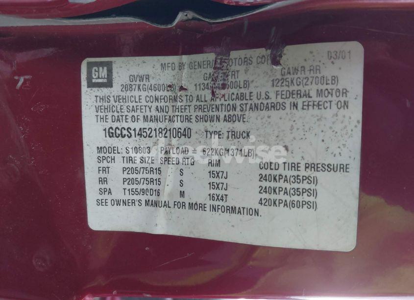 Photo 9 of 2001 Chevrolet S-10 (VIN 1GCCS145218210640)