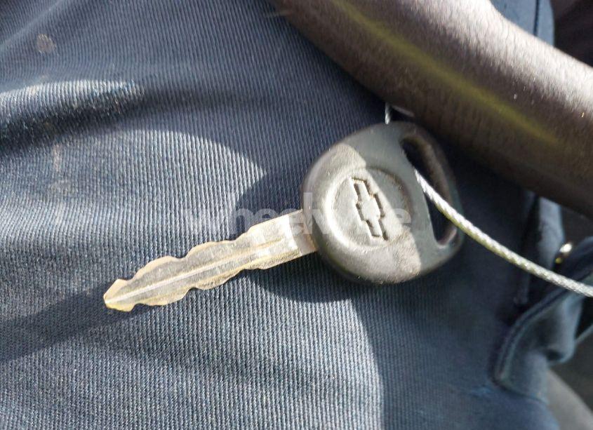 Photo 11 of 2001 Chevrolet S-10 LS (VIN 1GCCS14561K126436)