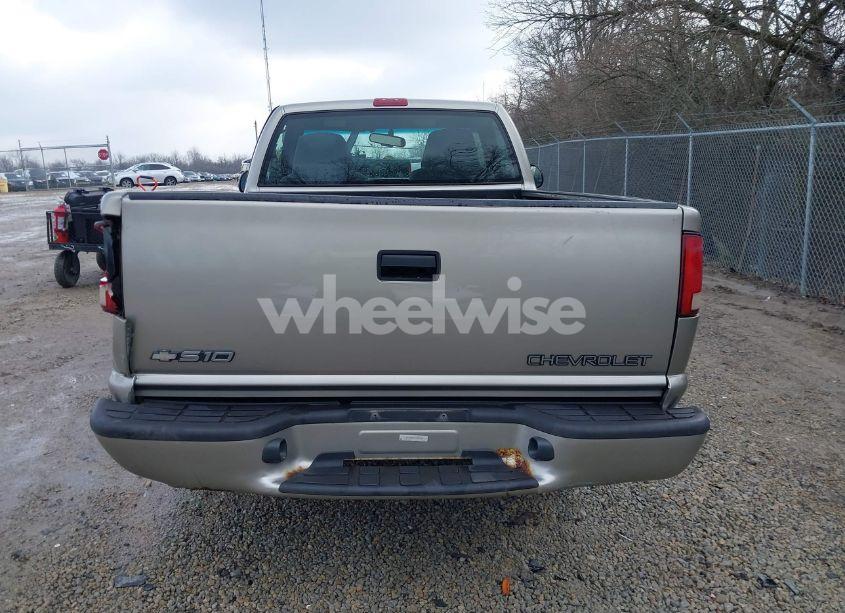 Photo 17 of 2001 Chevrolet S-10 LS (VIN 1GCCS14561K126436)