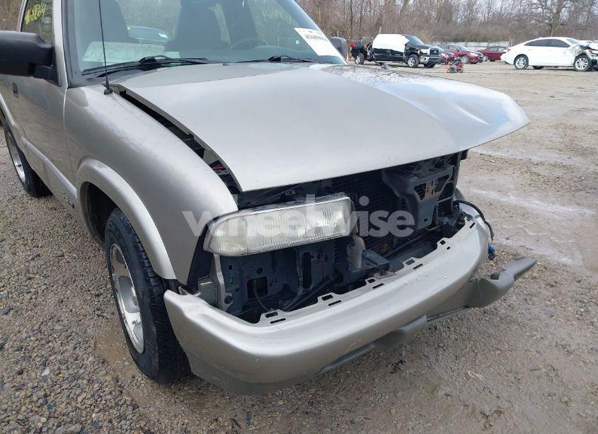 Photo 19 of 2001 Chevrolet S-10 LS (VIN 1GCCS14561K126436)
