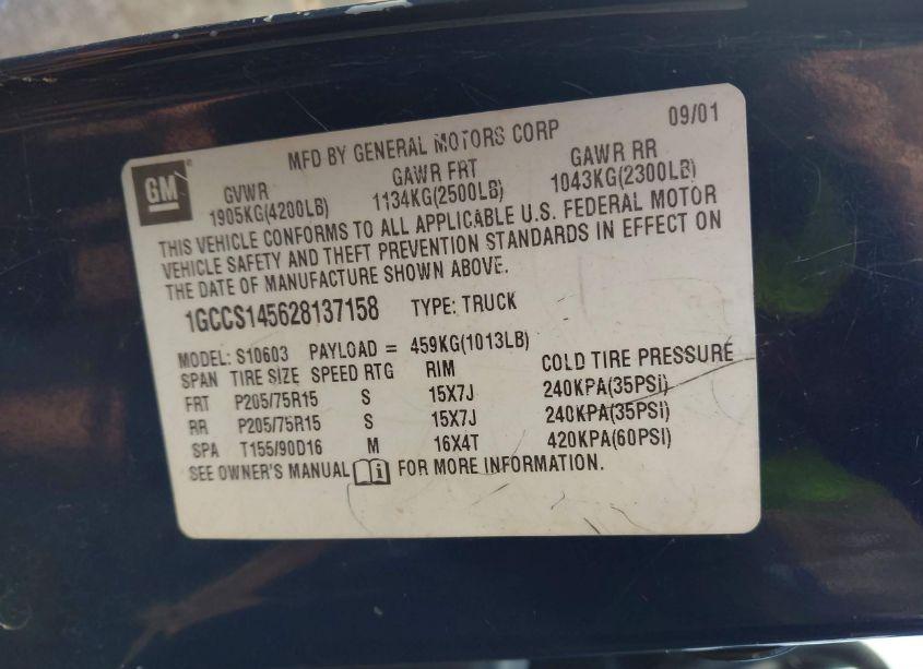 Photo 9 of 2002 Chevrolet S-10 (VIN 1GCCS145628137158)