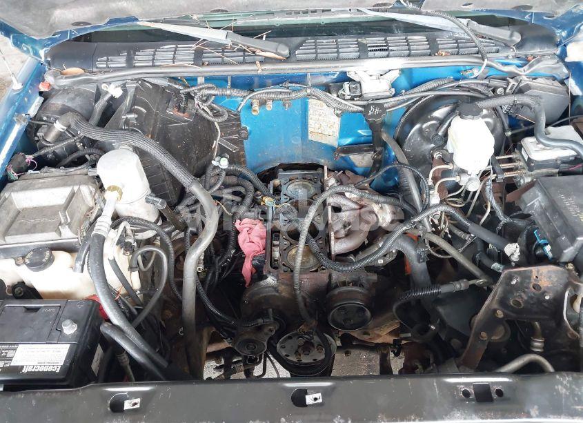 Photo 6 of 2001 Chevrolet S-10 LS (VIN 1GCCS145718229751)