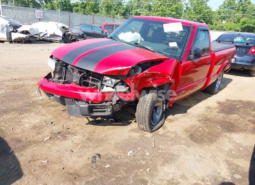 Photo 6 of 2002 Chevrolet S-10 LS (VIN 1GCCS145728190662)