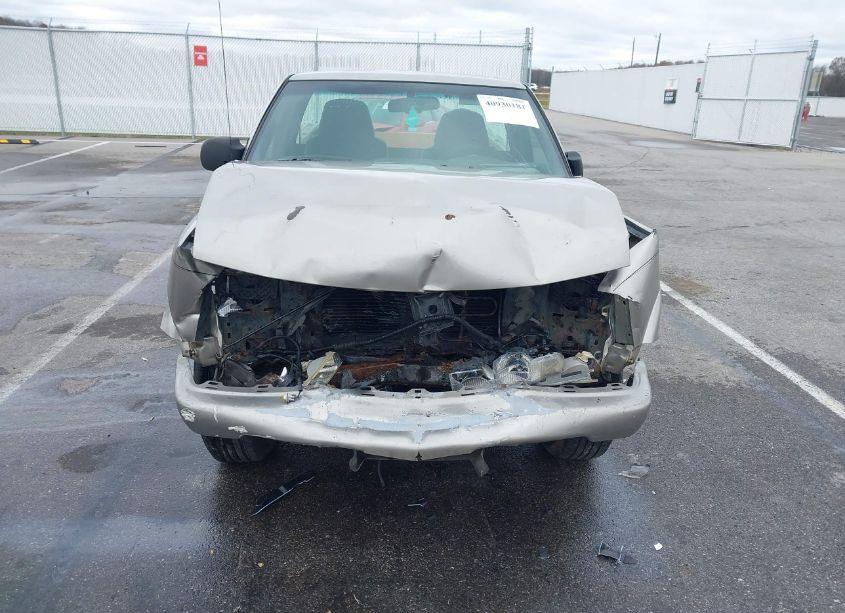 Photo 12 of 2001 Chevrolet S-10 LS (VIN 1GCCS14581K122162)