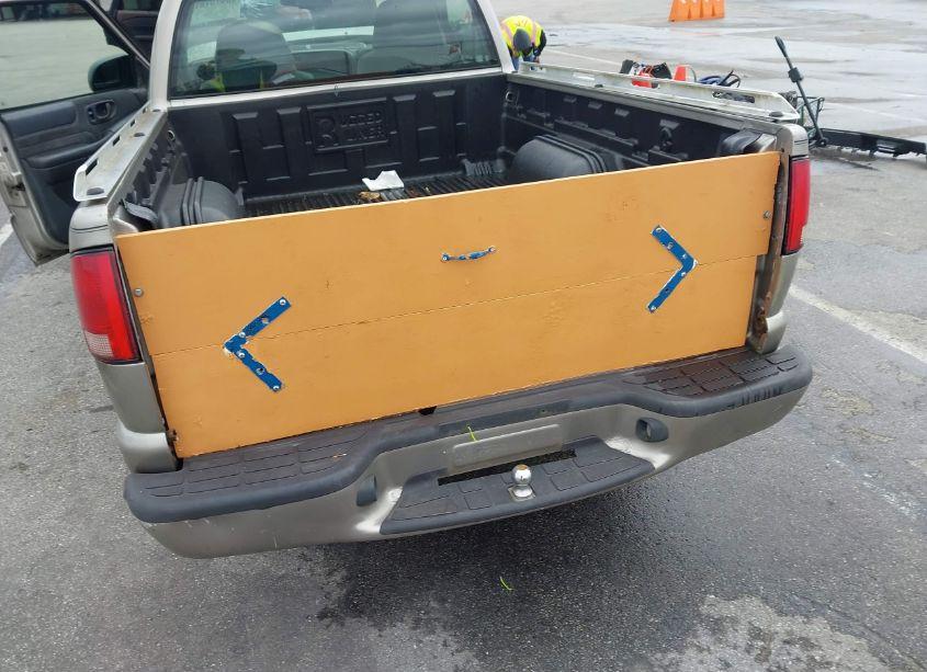 Photo 17 of 2001 Chevrolet S-10 LS (VIN 1GCCS14581K122162)