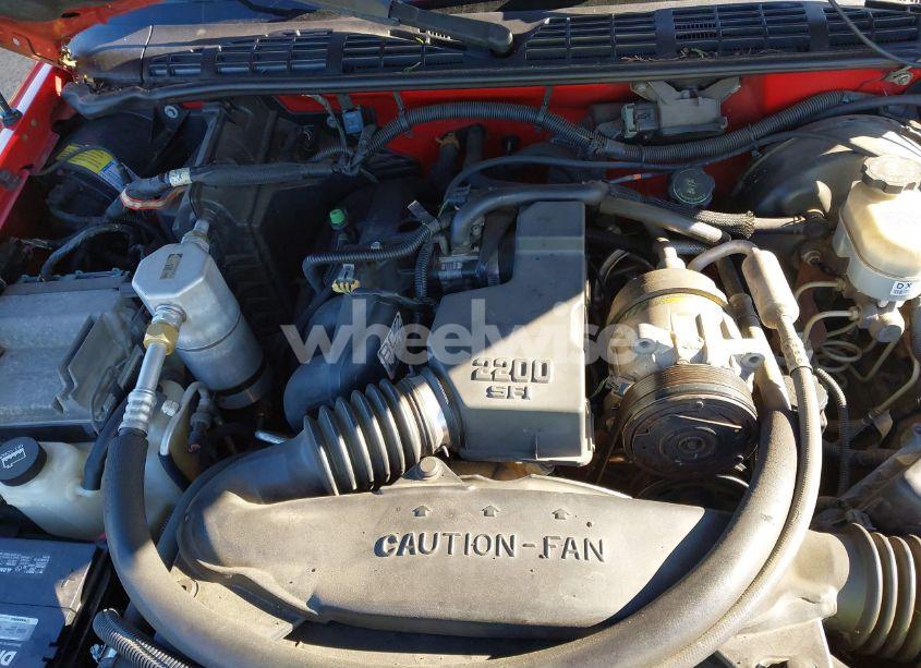 Photo 10 of 2002 Chevrolet S-10 (VIN 1GCCS145828125433)