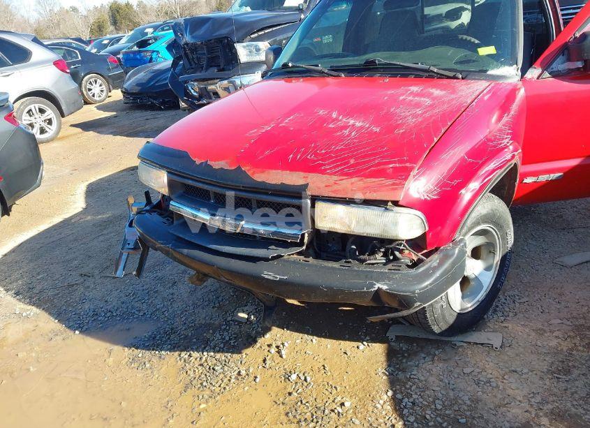 Photo 6 of 2002 Chevrolet S-10 (VIN 1GCCS145828125433)