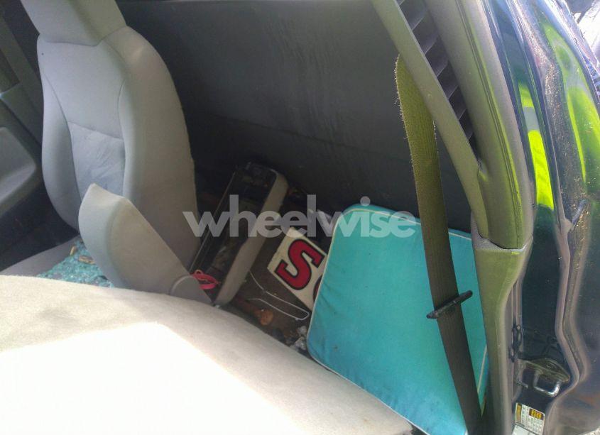 Photo 8 of 2004 Chevrolet Colorado LS (VIN 1GCCS146248135936)