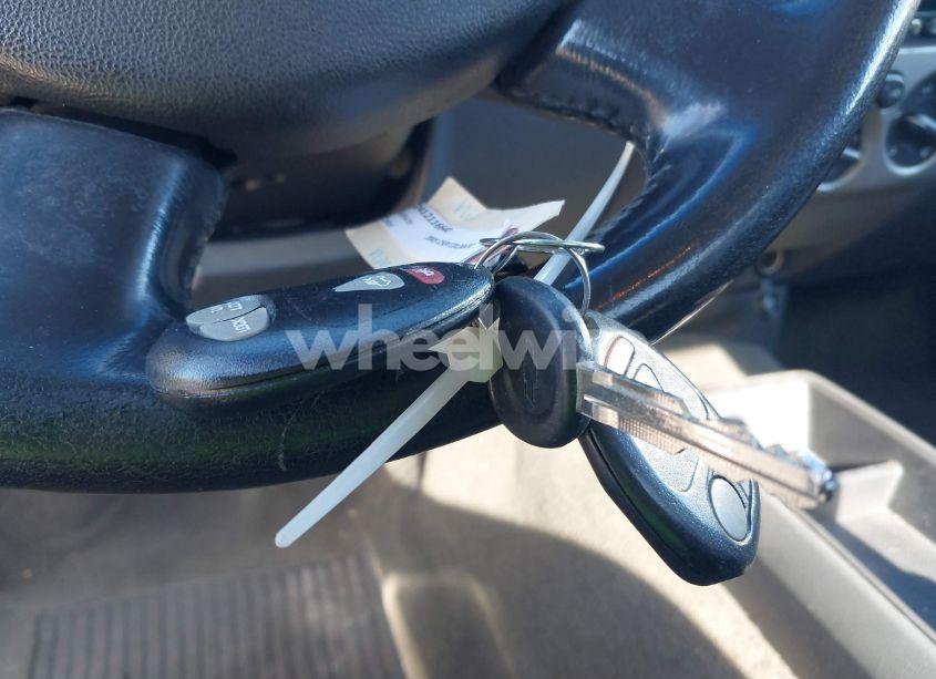 Photo 11 of 2005 Chevrolet Colorado LS (VIN 1GCCS146758137585)