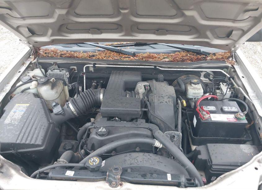 Photo 10 of 2005 Chevrolet Colorado LS (VIN 1GCCS146858230227)