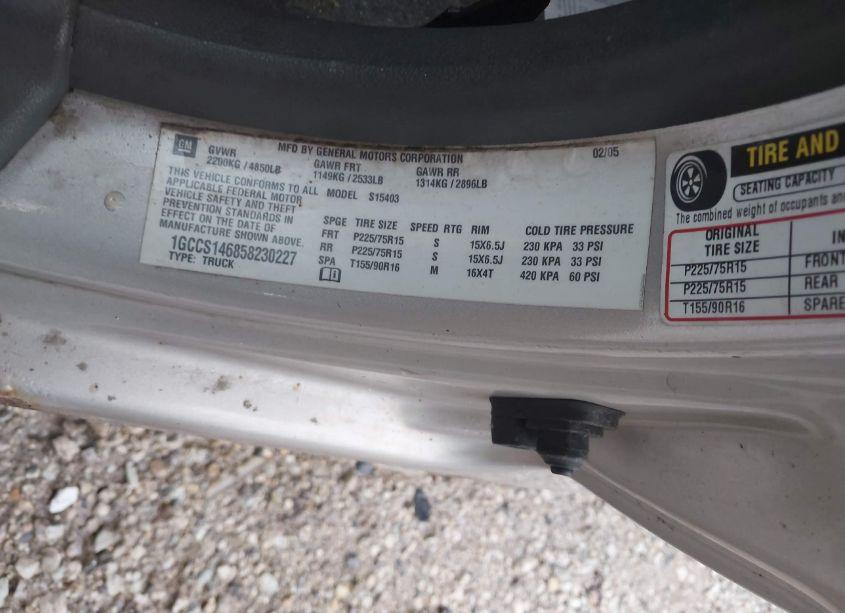 Photo 9 of 2005 Chevrolet Colorado LS (VIN 1GCCS146858230227)