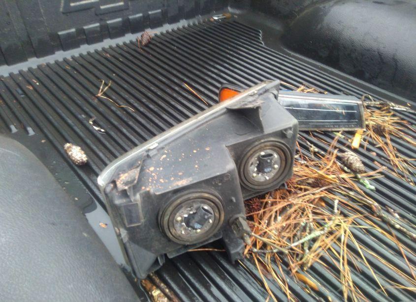 Photo 12 of 2005 Chevrolet Colorado (VIN 1GCCS148158259991)