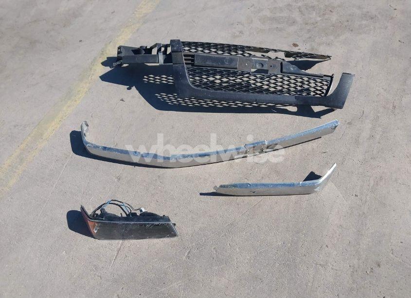 Photo 12 of 2005 Chevrolet Colorado (VIN 1GCCS148358224630)