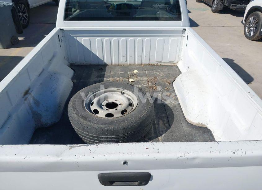 Photo 8 of 2005 Chevrolet Colorado (VIN 1GCCS148358224630)