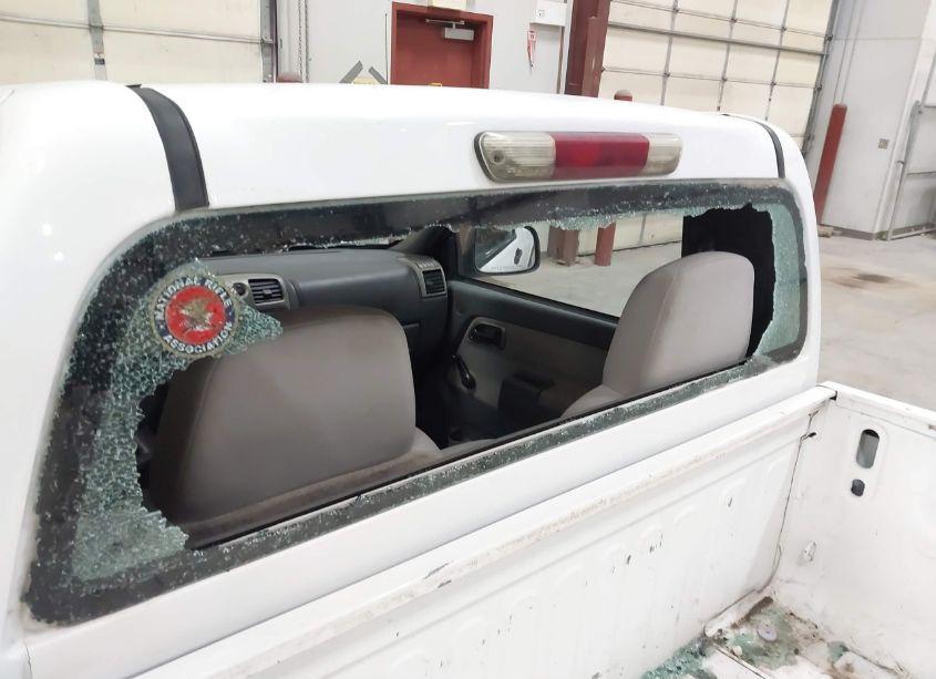 Photo 18 of 2004 Chevrolet Colorado LS (VIN 1GCCS148748144178)