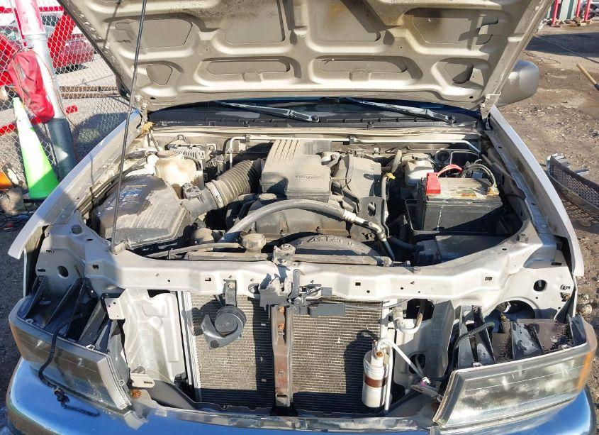 Photo 10 of 2004 Chevrolet Colorado (VIN 1GCCS148748156427)