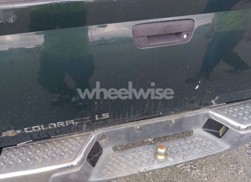 Photo 13 of 2004 Chevrolet Colorado LS (VIN 1GCCS148848145744)