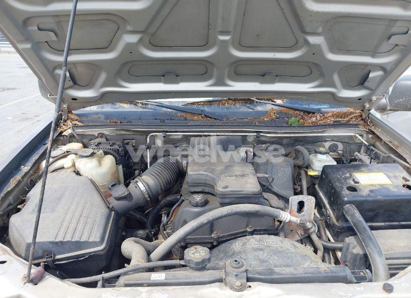 Photo 10 of 2005 Chevrolet Colorado (VIN 1GCCS148X58152499)