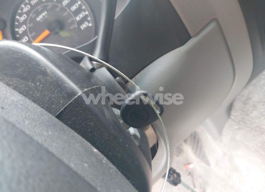 Photo 11 of 2005 Chevrolet Colorado (VIN 1GCCS148X58231512)