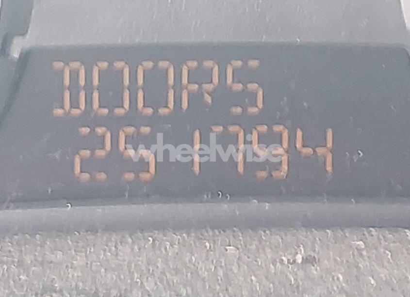 Photo 16 of 2005 Chevrolet Colorado (VIN 1GCCS148X58231512)