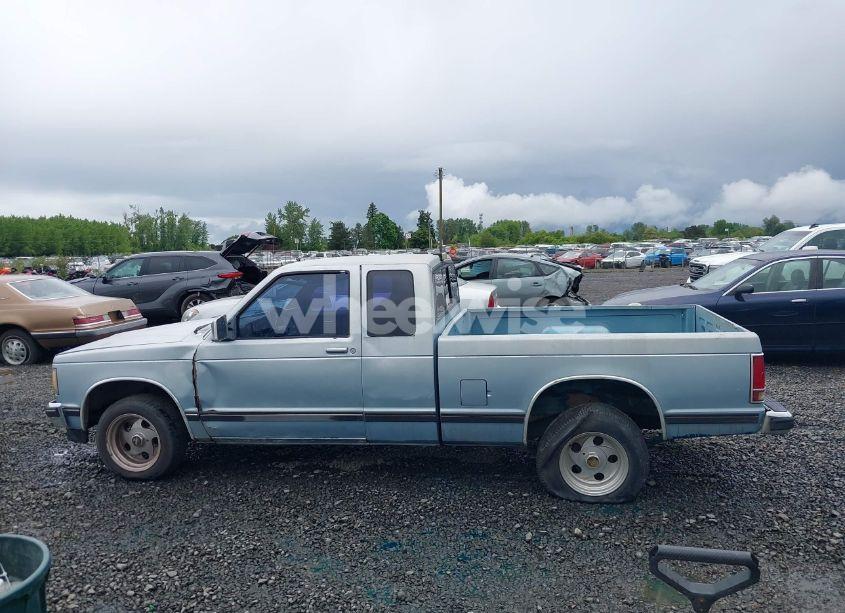 Photo 14 of 1984 Chevrolet S TRUCK S10 (VIN 1GCCS14B0E8143452)