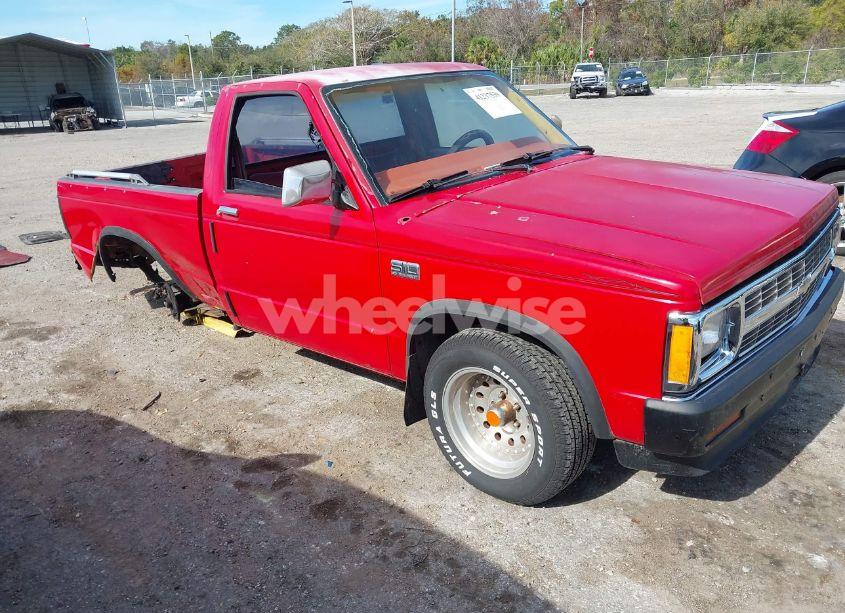1985 Chevrolet S TRUCK S10 (VIN 1GCCS14B3F8179864) main photo