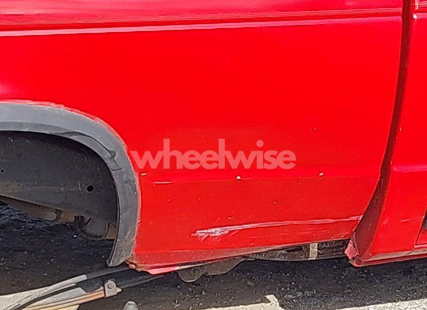 Photo 6 of 1985 Chevrolet S TRUCK S10 (VIN 1GCCS14B3F8179864)