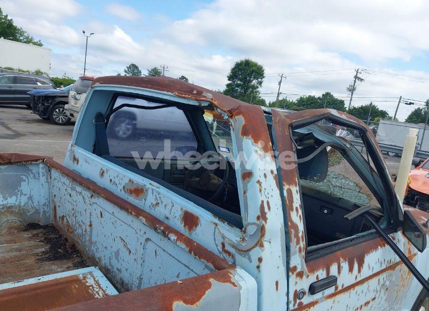 Photo 12 of 1991 Chevrolet S TRUCK S10 (VIN 1GCCS14E7M8105645)