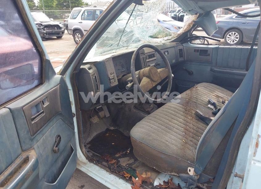 Photo 5 of 1991 Chevrolet S TRUCK S10 (VIN 1GCCS14E7M8105645)