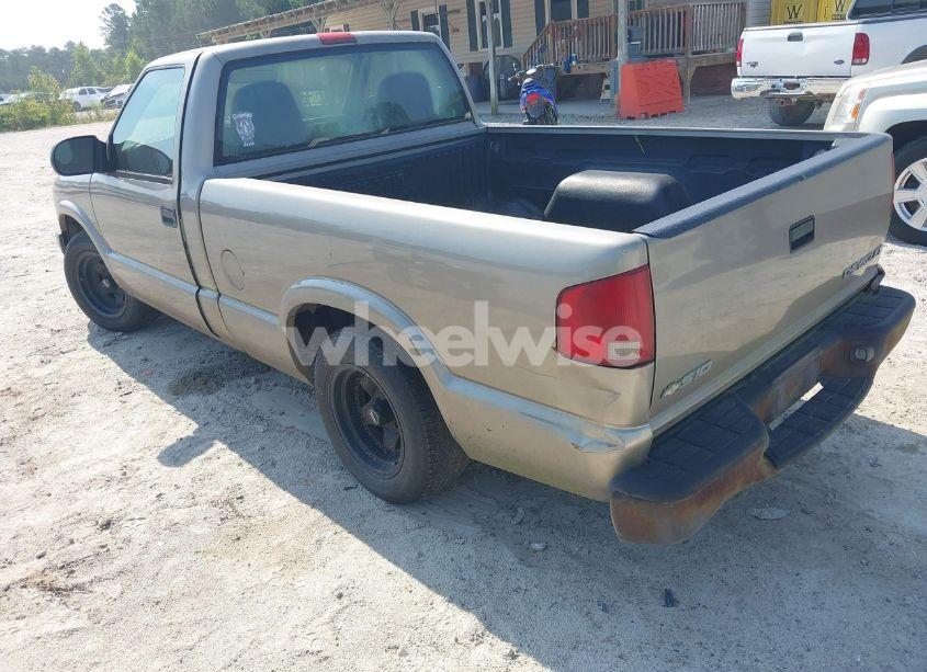 Photo 3 of 2003 Chevrolet S-10 (VIN 1GCCS14H038188439)