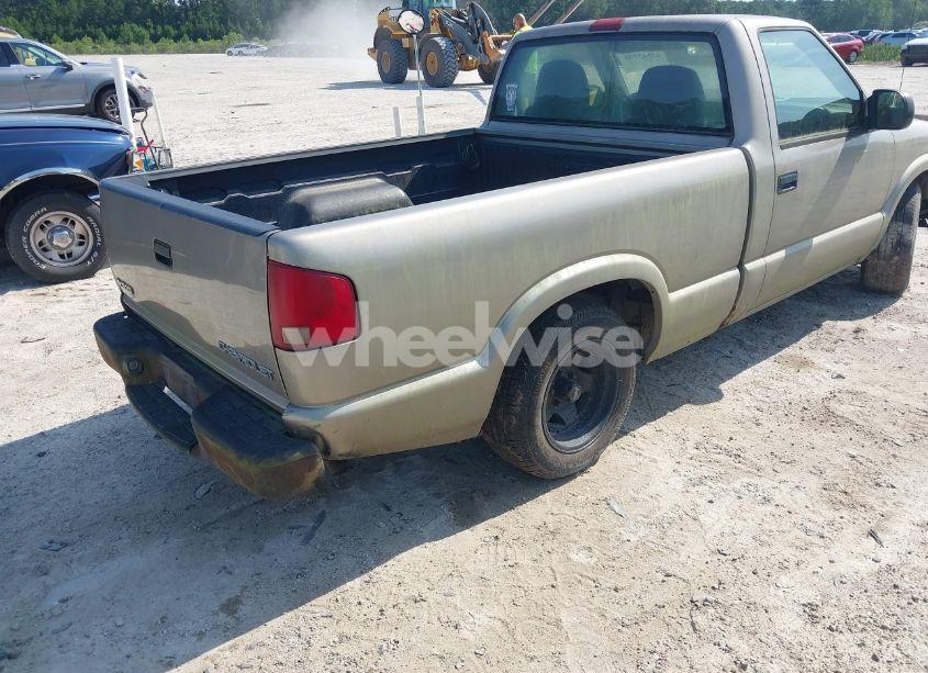 Photo 4 of 2003 Chevrolet S-10 (VIN 1GCCS14H038188439)