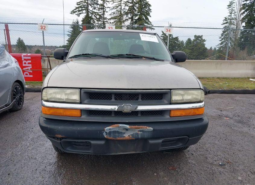 Photo 12 of 2003 Chevrolet S-10 (VIN 1GCCS14H038284636)