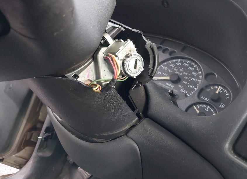 Photo 6 of 2003 Chevrolet S-10 (VIN 1GCCS14H038284636)