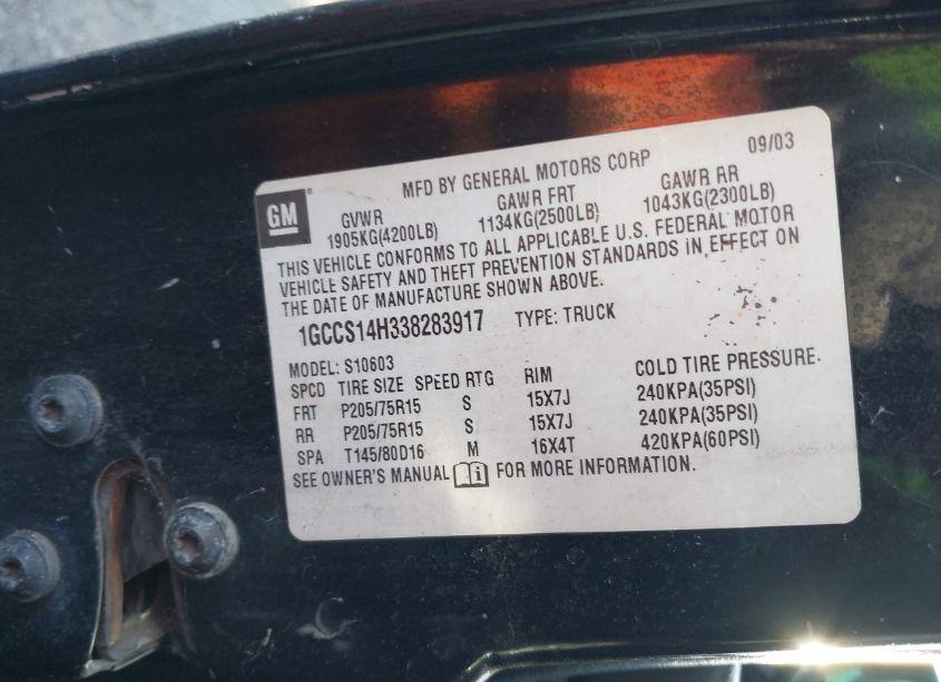 Photo 9 of 2003 Chevrolet S-10 (VIN 1GCCS14H338283917)