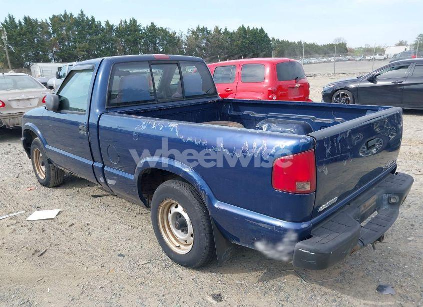 Photo 3 of 2003 Chevrolet S-10 (VIN 1GCCS14H738152747)