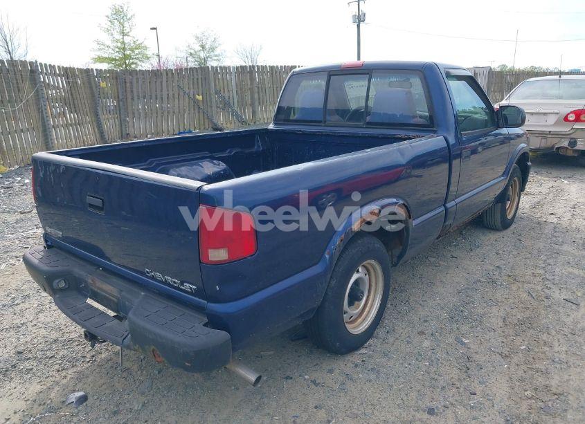 Photo 4 of 2003 Chevrolet S-10 (VIN 1GCCS14H738152747)