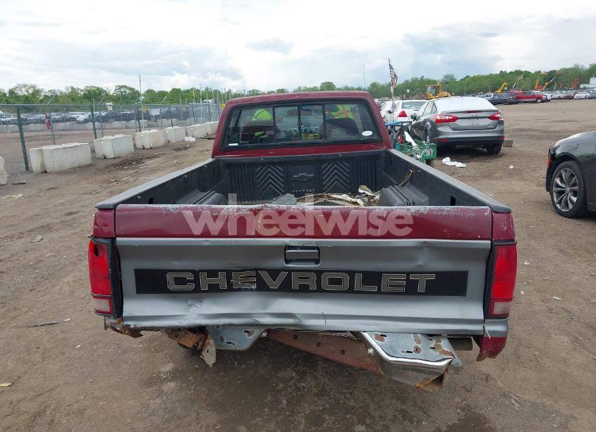 Photo 15 of 1992 Chevrolet S TRUCK S10 (VIN 1GCCS14R2N8185229)