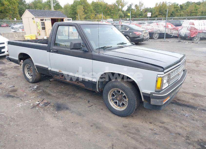 1992 Chevrolet S TRUCK S10 (VIN 1GCCS14R6N8223190) main photo