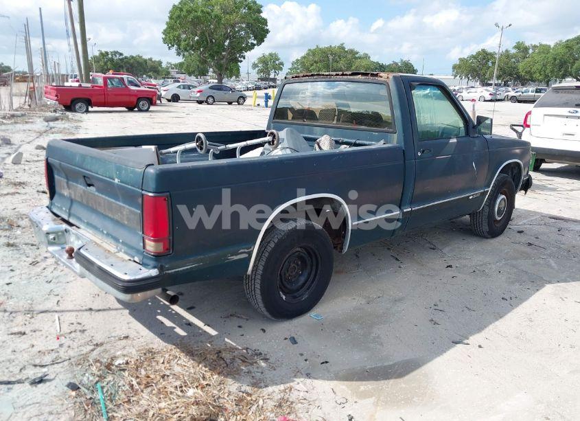 Photo 4 of 1993 Chevrolet S TRUCK S10 (VIN 1GCCS14R8P0129376)