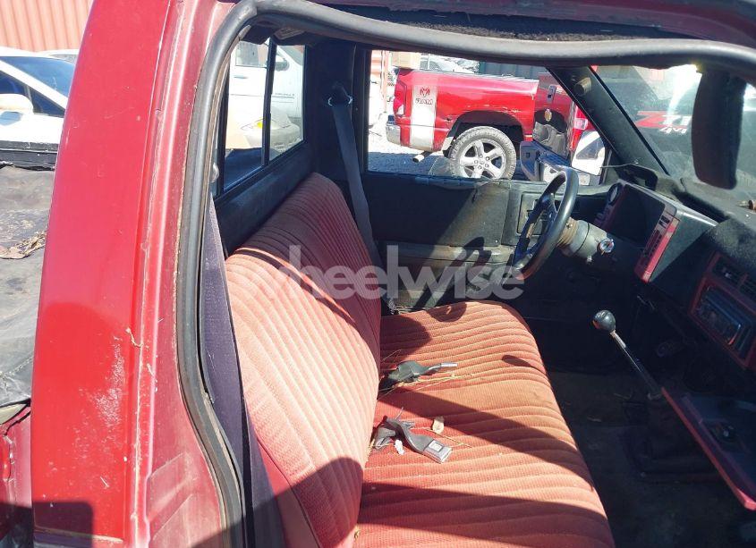 Photo 8 of 1991 Chevrolet S TRUCK S10 (VIN 1GCCS14RXM0181667)