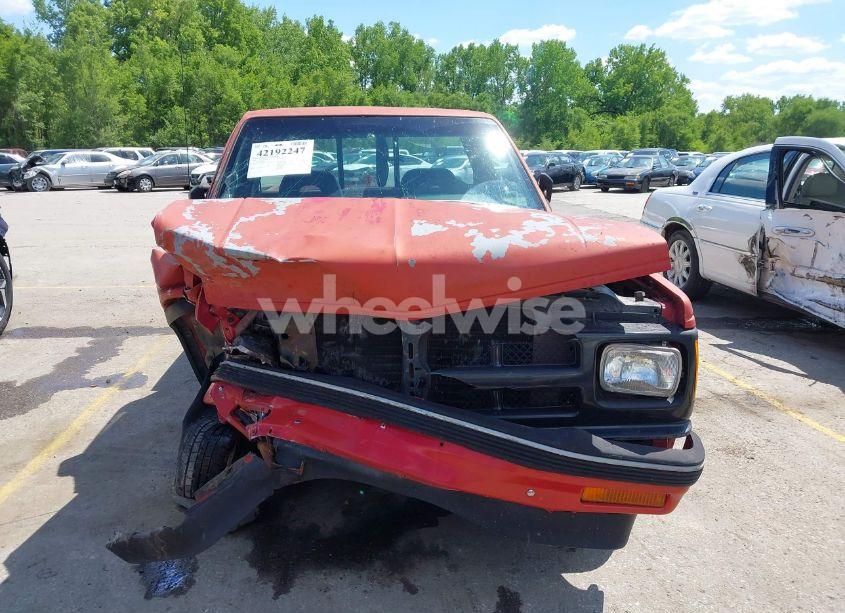 Photo 12 of 1993 Chevrolet S TRUCK S10 (VIN 1GCCS14RXP8173235)