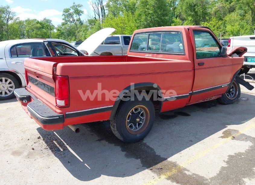 Photo 4 of 1993 Chevrolet S TRUCK S10 (VIN 1GCCS14RXP8173235)