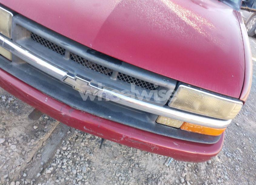 Photo 10 of 1998 Chevrolet S-10 LS SPORTSIDE (VIN 1GCCS14W4W8151302)