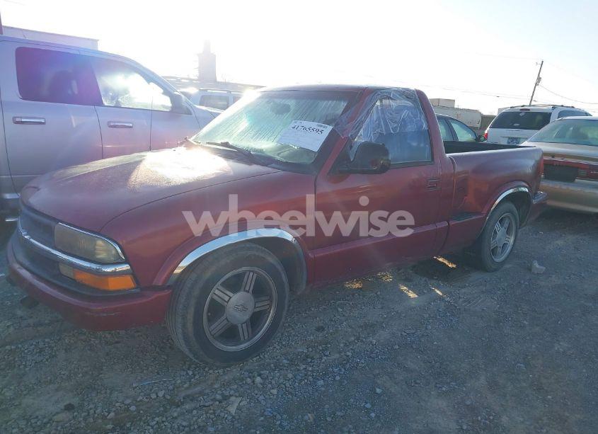 Photo 2 of 1998 Chevrolet S-10 LS SPORTSIDE (VIN 1GCCS14W4W8151302)