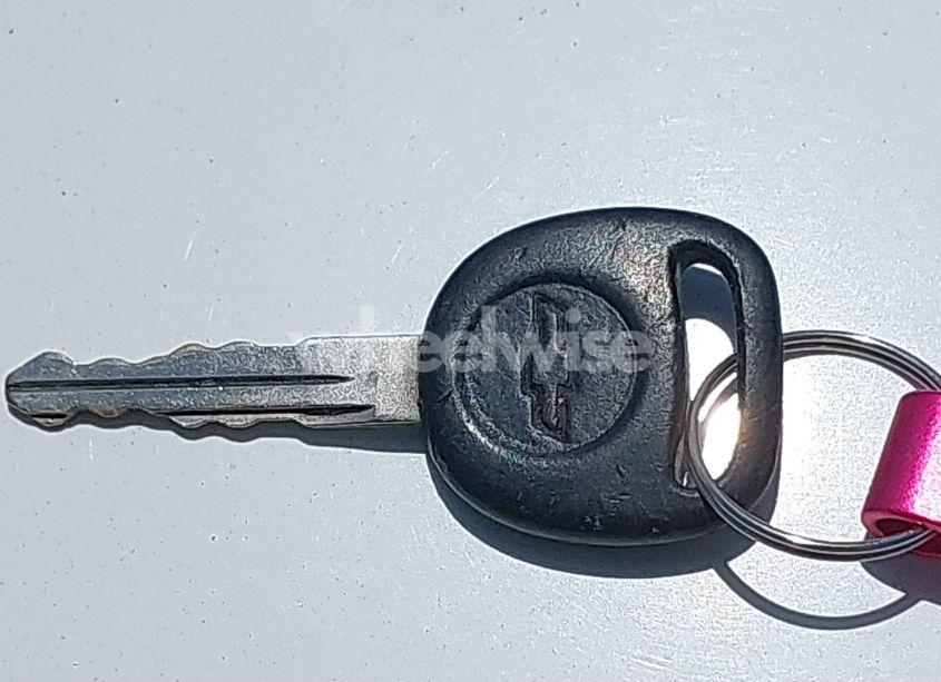 Photo 11 of 2000 Chevrolet S-10 LS (VIN 1GCCS14W5YK149287)