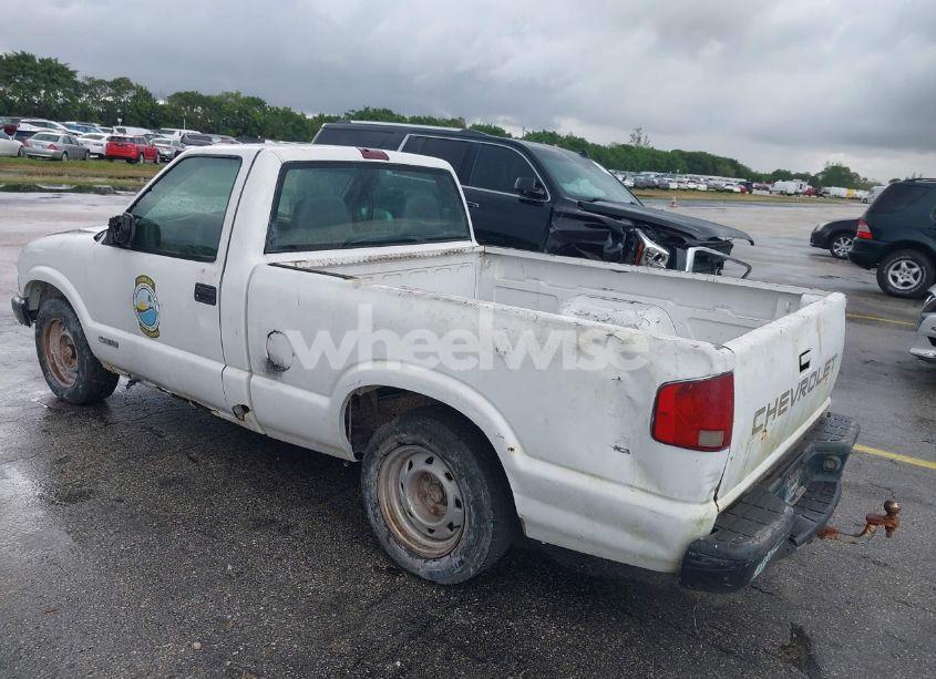 Photo 3 of 2001 Chevrolet S-10 (VIN 1GCCS14W718227247)